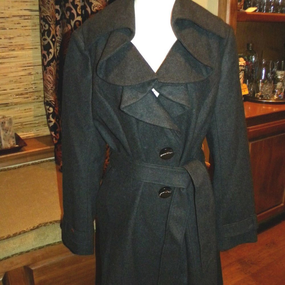 NEW Boston Proper Sophisticated Ruffled Coat Belt - Picture 6 of 9